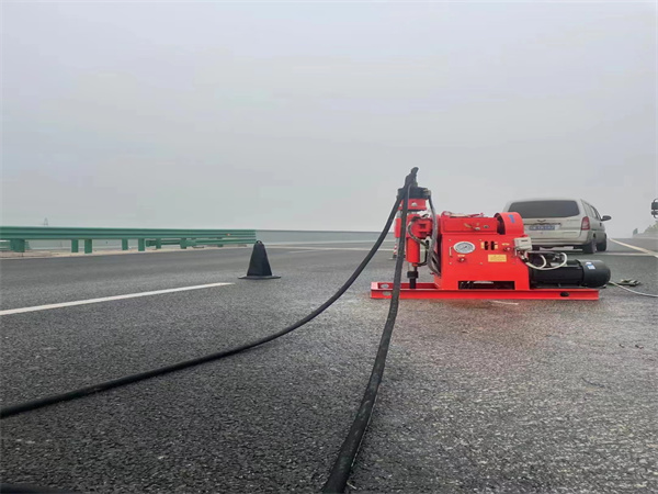 邹城马路路基路面开裂下沉注浆加固灌浆